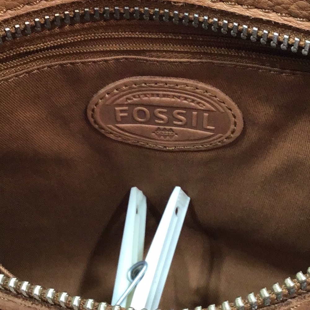 Fossil tan leather Sutter style crossbody bag - Picture 7 of 10